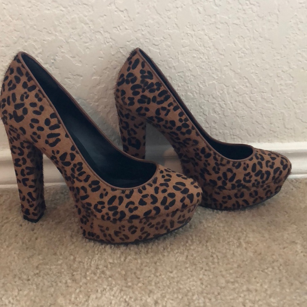 Saks Fifth Avenue Cheetah Pumps